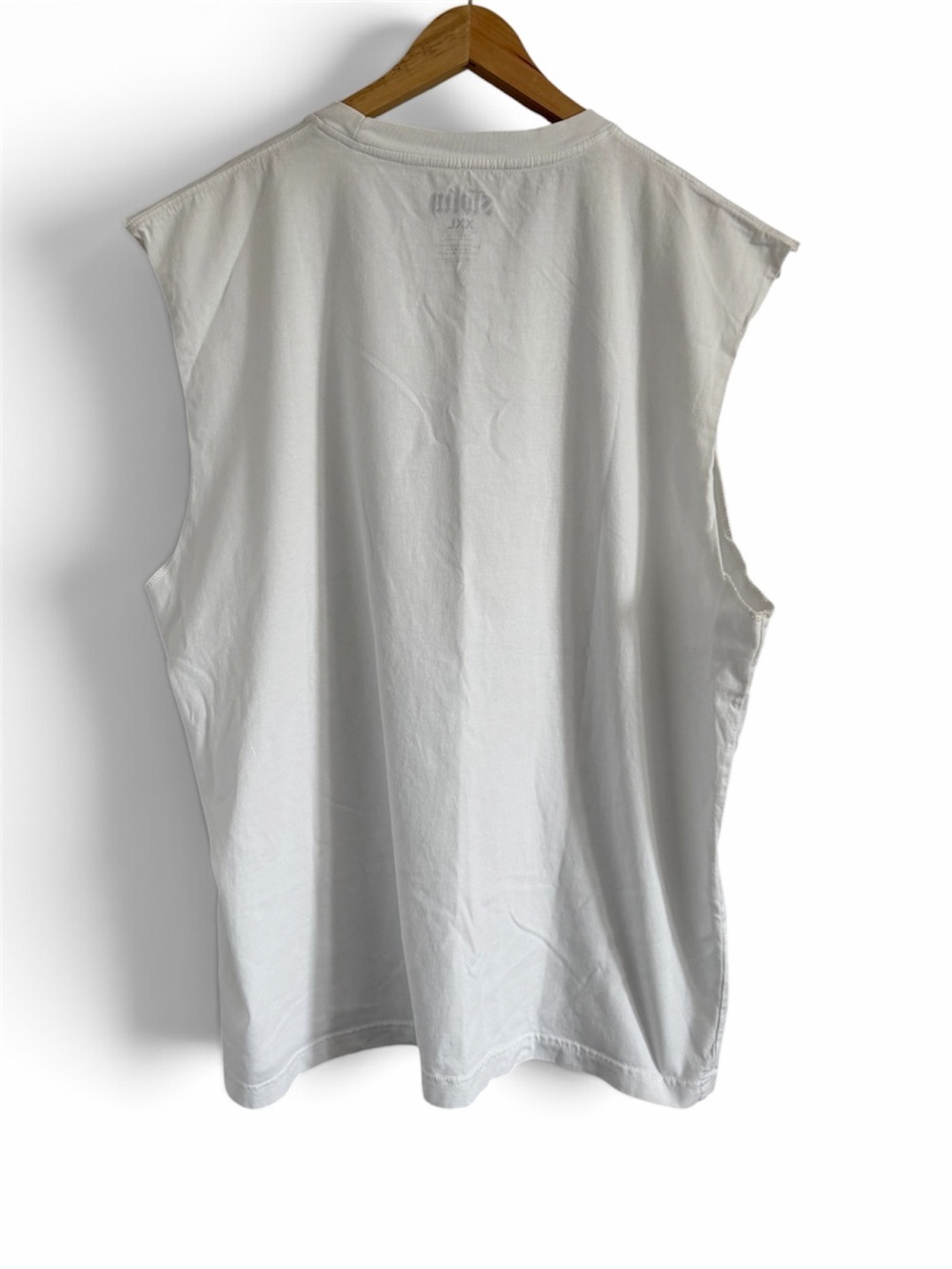 Stoln White Graphic Skull Muscle Tee - Picture 2 of 4
